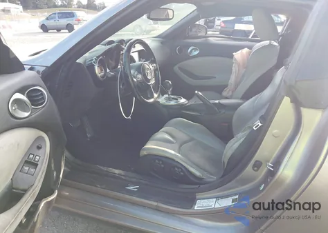 2010 Nissan 370Z Touring z USA, uszkodzony, nr VIN JN1AZ4EH2AM501100